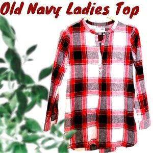 ❤️ Old Navy Ladies Red plaid Top Excellent Condition open button neck Size:Large